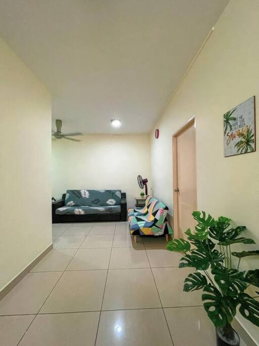 Cybercity Ph1 Near Kkia By Family Homestay Donggongon Luaran gambar
